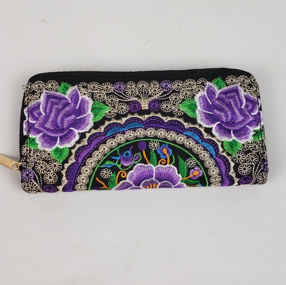 Wallet Embroidered floral multicolor 100% mexican art  Handmade/ cartera bordada
